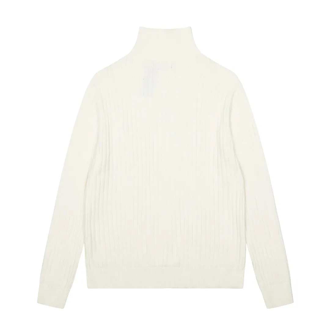 P250 Top quality" Style number: DS114# (not off the shelves all year round) [Ralph Lauren half-zip solid color pony embroidered logo striped knitted sweater] ✅Ralph Lauren half-zip classic basic versatile unisex couple pullover sweater ✅Main supplier platform live broadcast Wholesale entity Replenish when out of stock Not off the shelf ✅ZP quality 1:1 version Scan the code to enter the GF website Counter quality ✅Detailed quality The only one in Guangzhou Imported quality cotton yarn, focusing on high-end, cost-effective, good quality needless to say. ✅Restore the original version. The maximum size can be worn up to 190 pounds. Loose, comfortable and stress-free. ✅The upper body is simple and easy to match. A must-have item for ootd. Good-looking clothes are never picky. Recommended must-have items in the wardrobe. Size: S-XL. Color: Black, white, gray, khaki, navy blue, white label, red gold label.